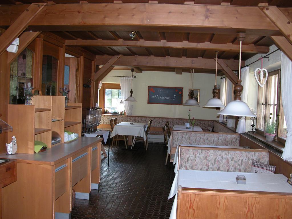 Hotel-Restaurant Zum Hirschhaus Inklusiv Chiemgaukarte روهبولدنغ المظهر الخارجي الصورة