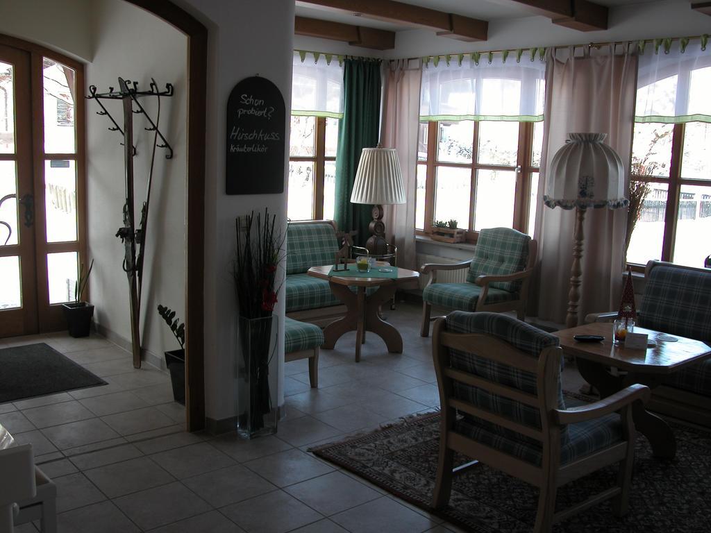 Hotel-Restaurant Zum Hirschhaus Inklusiv Chiemgaukarte روهبولدنغ المظهر الخارجي الصورة